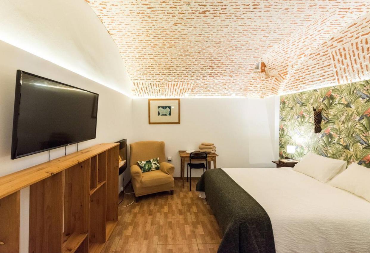 Encomienda Guest House Мадрид Экстерьер фото