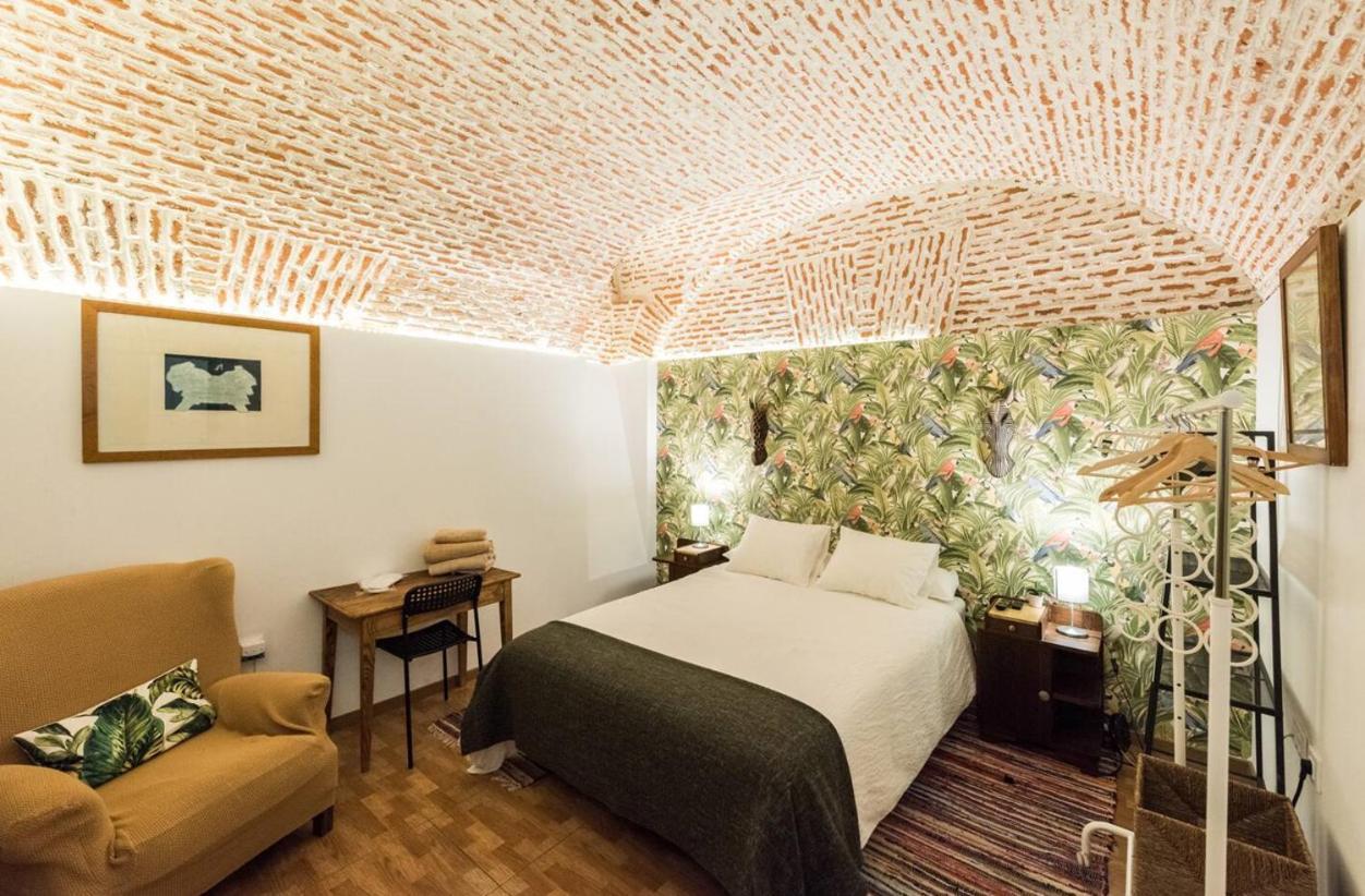 Encomienda Guest House Мадрид Экстерьер фото