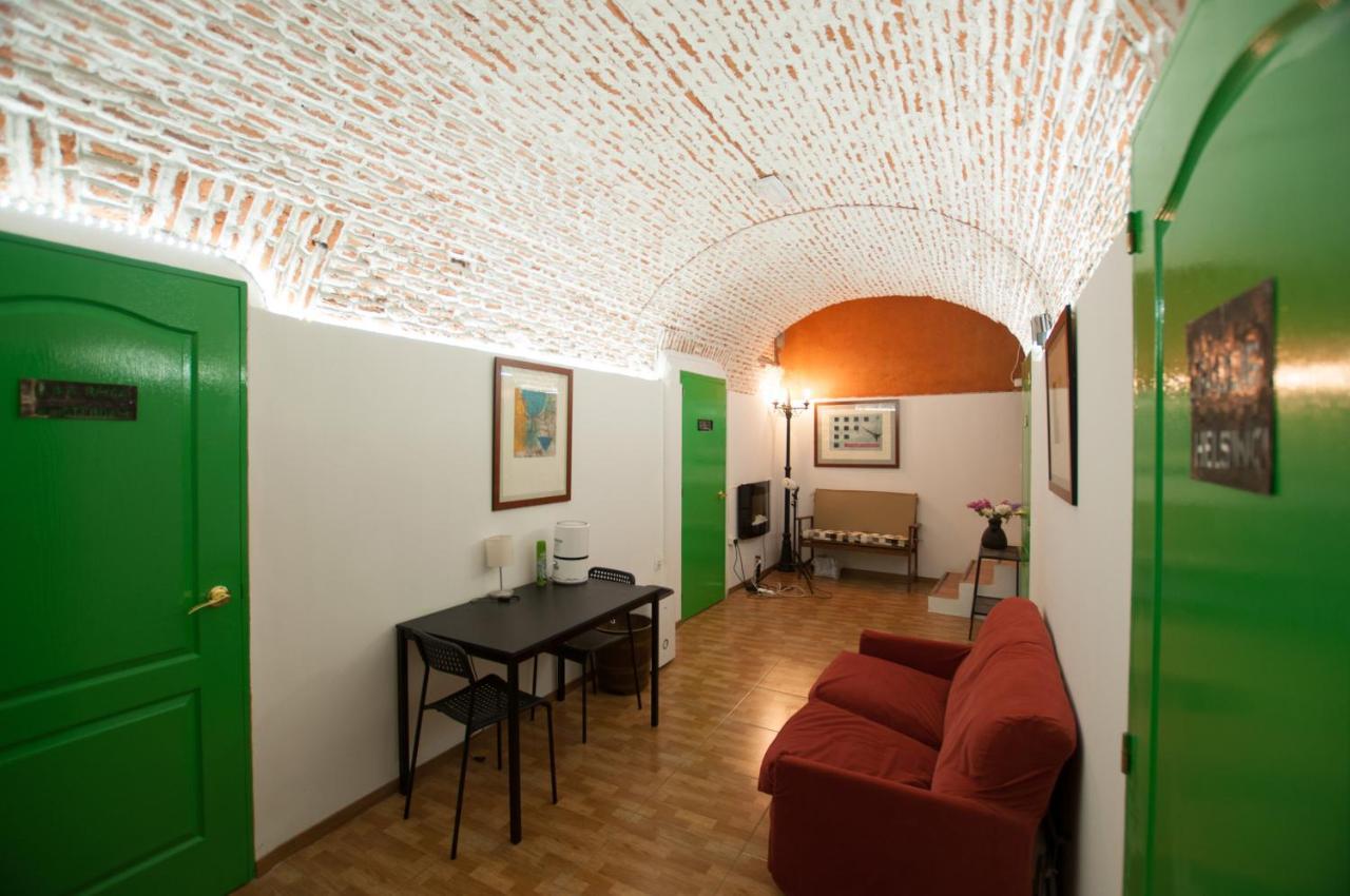 Encomienda Guest House Мадрид Экстерьер фото