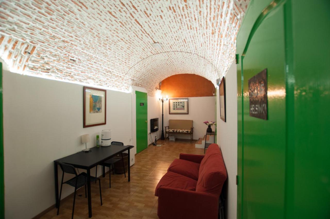 Encomienda Guest House Мадрид Экстерьер фото